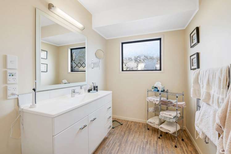 112a The Circle Manly_15