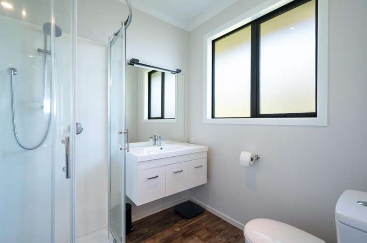 2 Andy Whiting Place Stoke_15