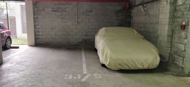 3j/5 Charlotte Street Eden Terrace_11