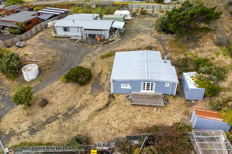 8 Seaview Avenue Ngawi South Wairarapa Houses for Sale One Roof