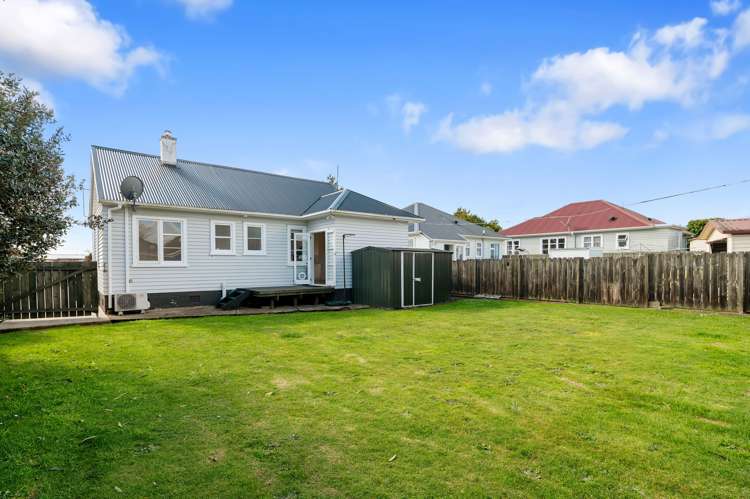 8 Wallace Crescent Glenholme_10