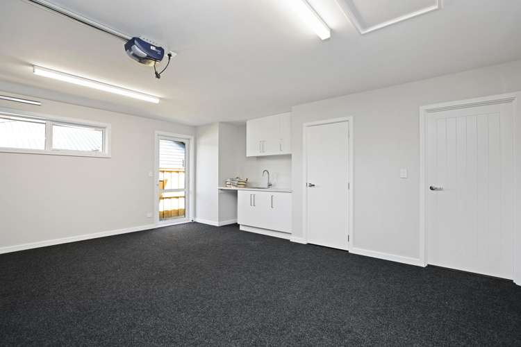 243 Racecourse Road Allenton_28