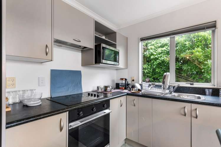97A Allington Road Karori_6