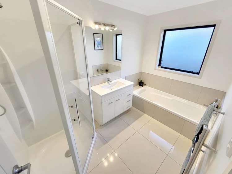 24 Coby Sydney Drive 10825_16