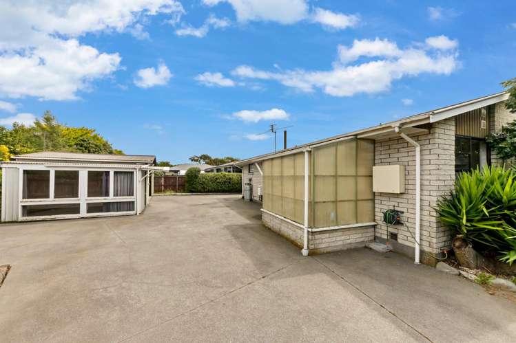 18 Cardinal Drive Hillmorton_21