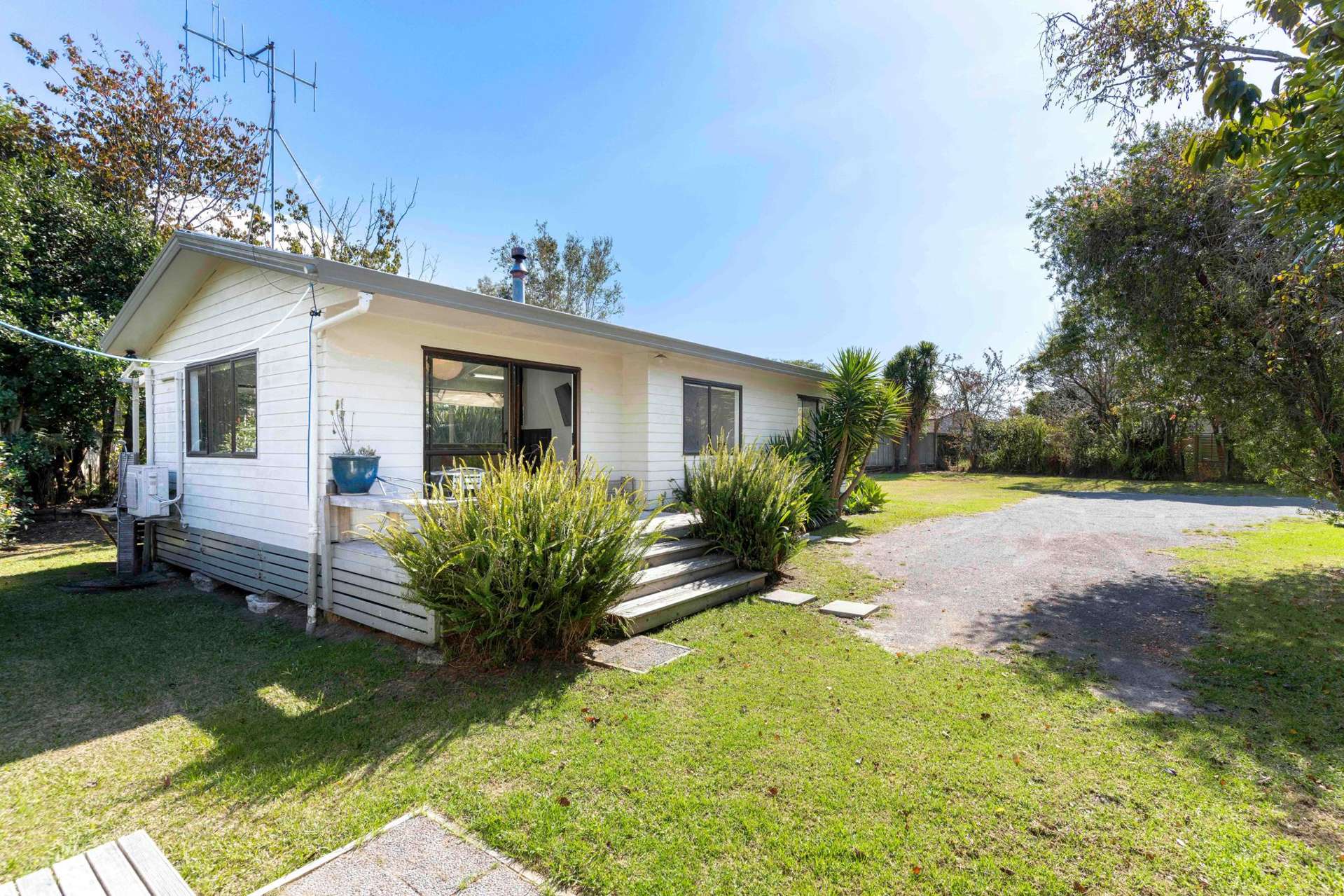 112 McKellar Place Whangamata_0