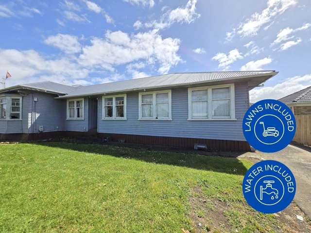 2-Bedroom Unit in Prime Location - Lawn & Wate...