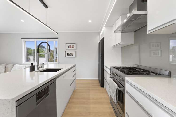 21 Albert Hall Drive Red Beach_8