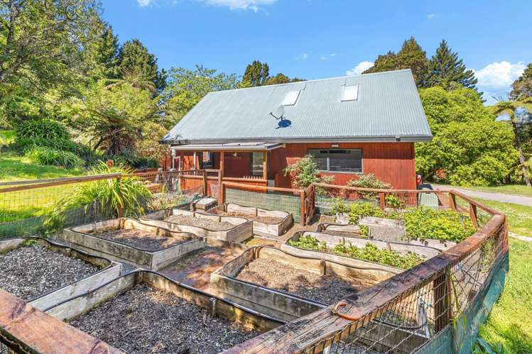 442 Spencer Road Lake Tarawera_9