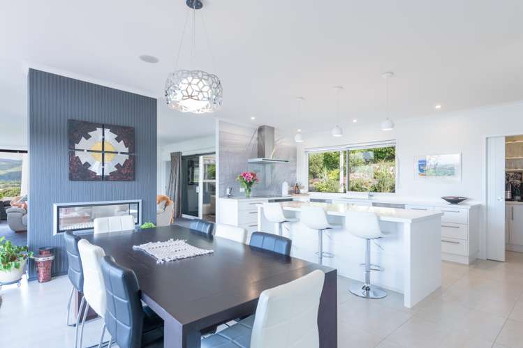 23 Katania Heights Brightwater_13