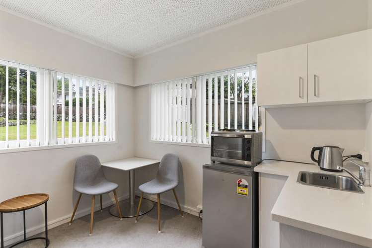 7A Garden Place Mount Eden_11
