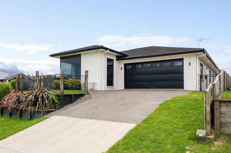 1 Waireka Road Rototuna North_22