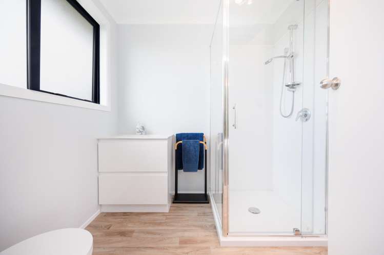 69 Reid Line East Aorangi_11