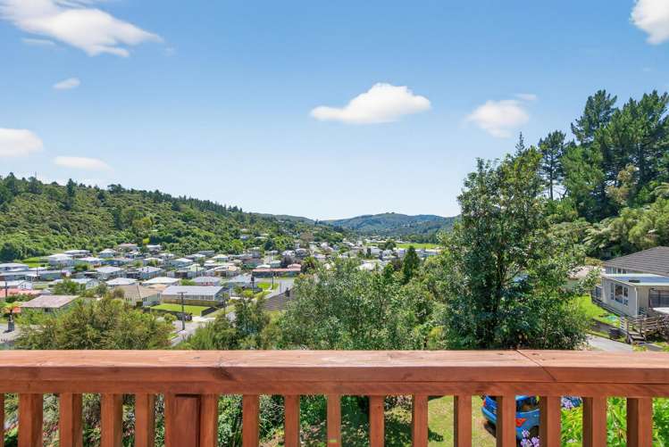 15 Thomson Grove Stokes Valley_23