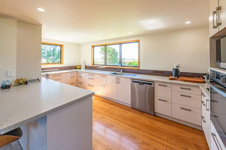 11 Burtts Road Durie Hill_5