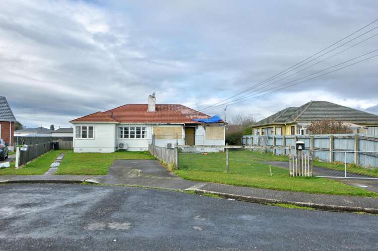 16 and 18 Churchill Avenue_0