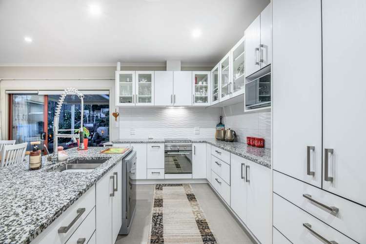 9 Seafort Lane Silverdale_11