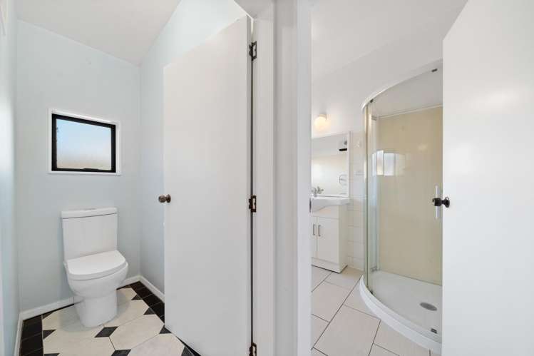 3 Barrett Place Carterton_13