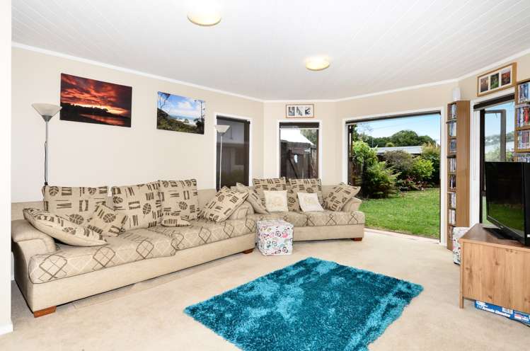 2/52 Rambler Crescent Beach Haven_6