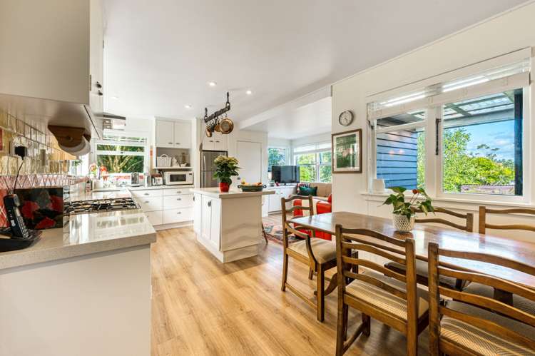 264 Redoubt Road Totara Park_6