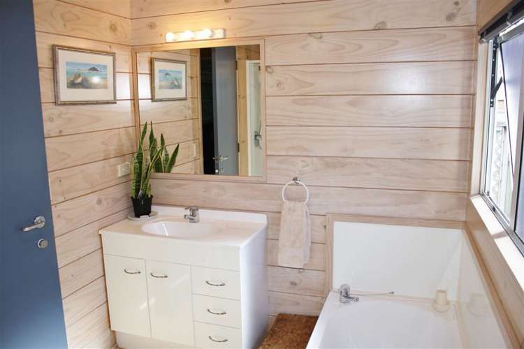 416 Waterways Parade Pauanui_10