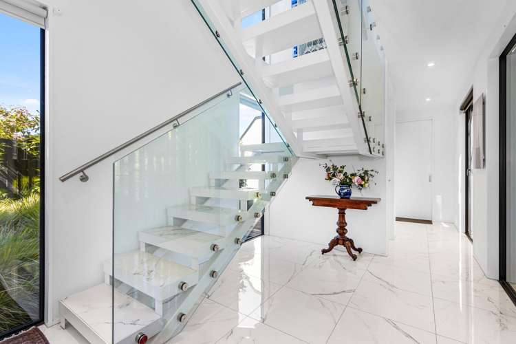 74 Merivale Lane Merivale_16