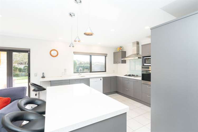 17 Innswood Place Rototuna North_9