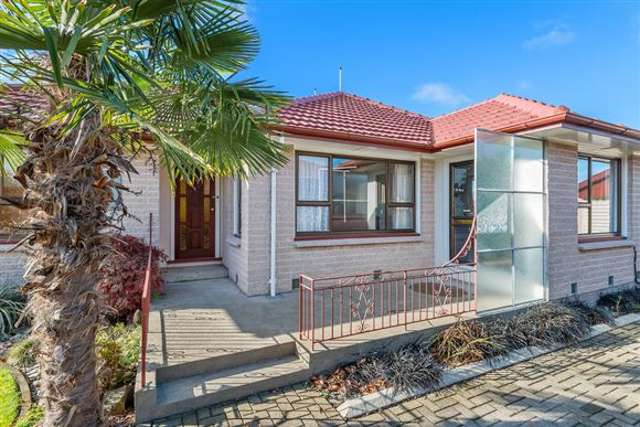 14 Daniels Road Redwood_1