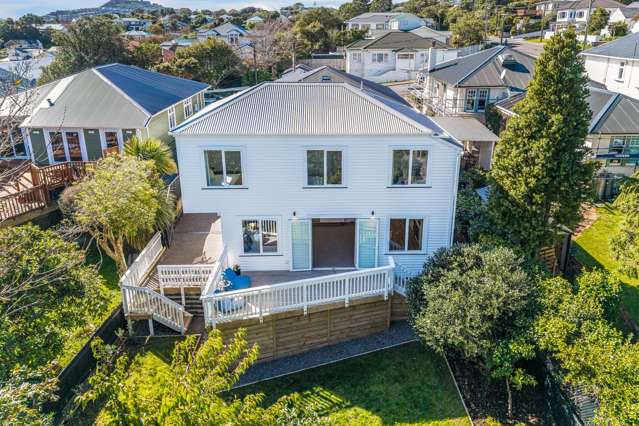 Brand New, Sun Soaked