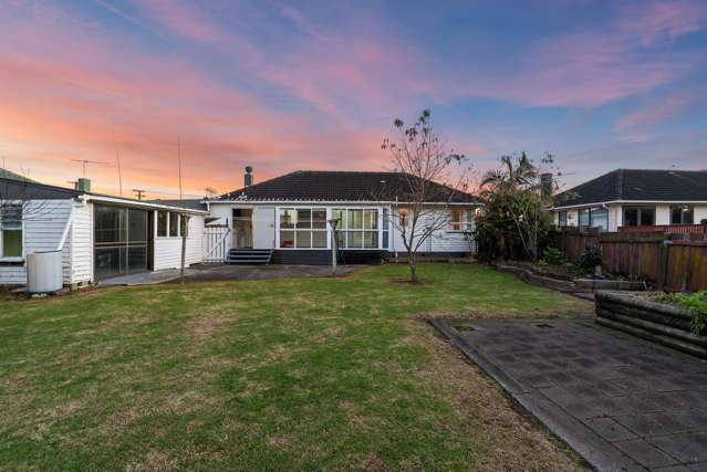 15 Velvet Crescent Otara_1