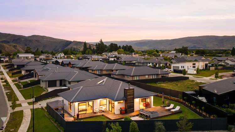 16 Travertine Street Cromwell_40