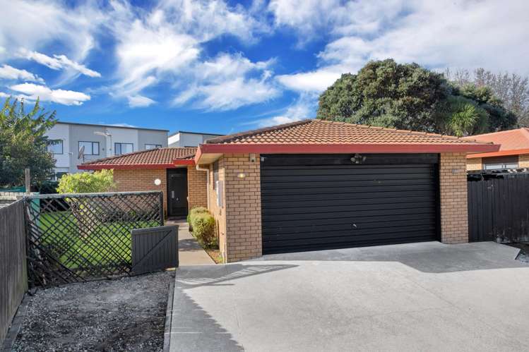 2/69 Victoria Road Papatoetoe_4
