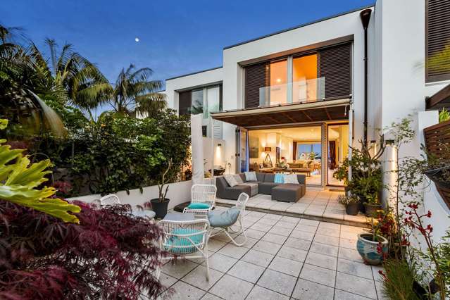 2/7 Killarney Street Takapuna_3