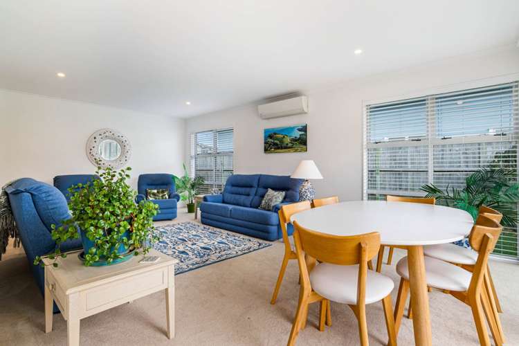 16 Kukuwai Avenue Red Beach_12