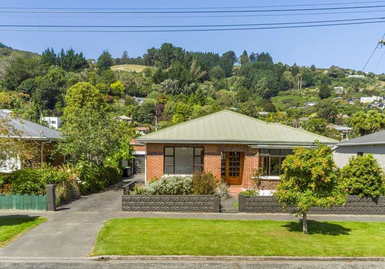 22 Ainslee Place North East Valley_25