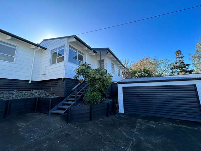 3-Bedroom Home in Prime Stanmore Bay Location