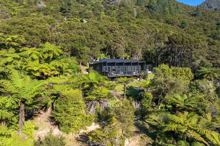 234 Tamuakawawe Bay Marlborough Sounds_15