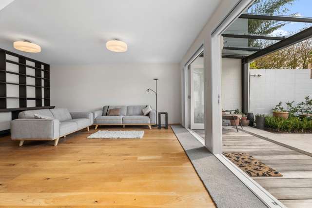 139 Wellington Street 1664_4