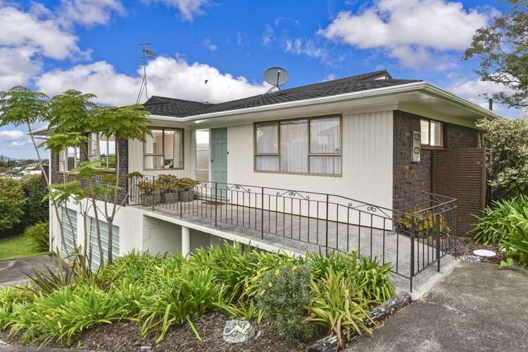 12 Martin Crescent Northcote_29