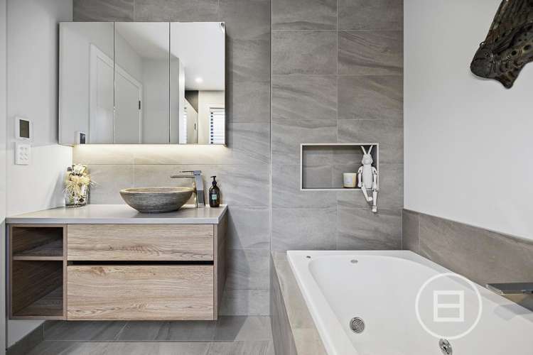 10 Cotswold Court Lower Shotover_12