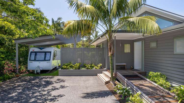 13 Florance Avenue Russell_18
