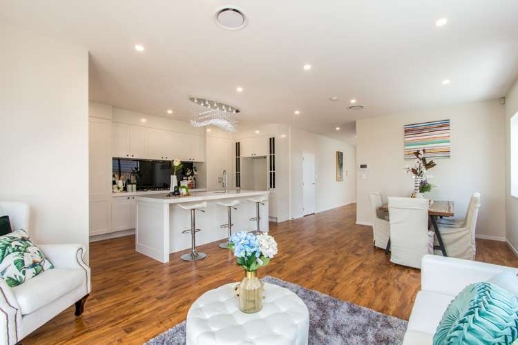 14 Lisnoble Road Flat Bush_8