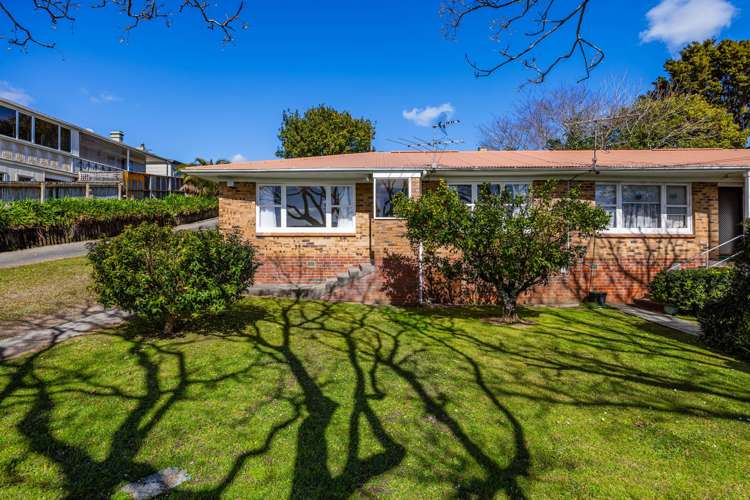 1/22 Wellington Street Papakura_4