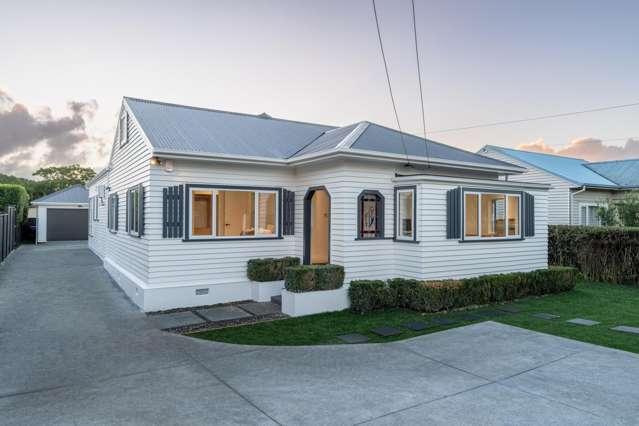 Chic Sandringham Bungalow