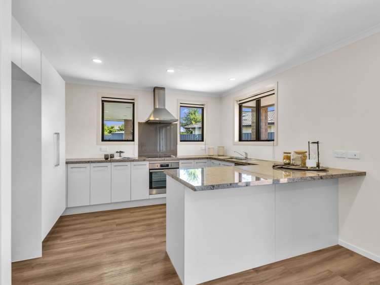 400 Nottingley Road Frimley_1