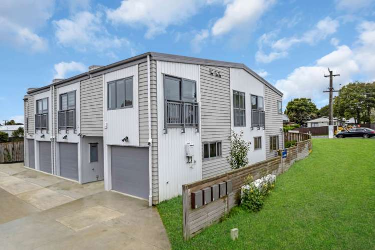 99A Mahia Road Wattle Downs_33