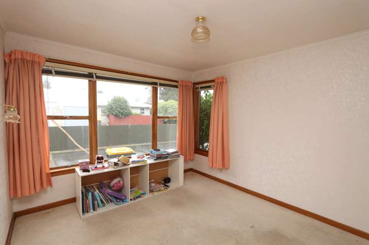 75 Alford Forest Road Allenton_12