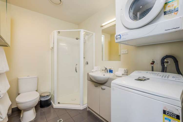 1603/17 Amersham Way Manukau_9