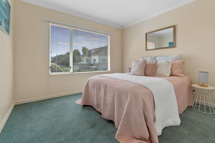 2/56 Walford Road Point Chevalier_14