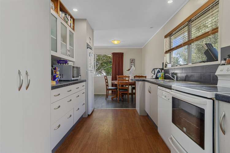 110 Windermere Drive Poike_7